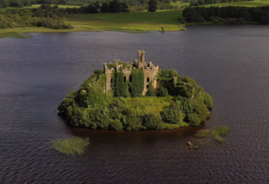 Castillo abandonado McDermott, en Irlanda