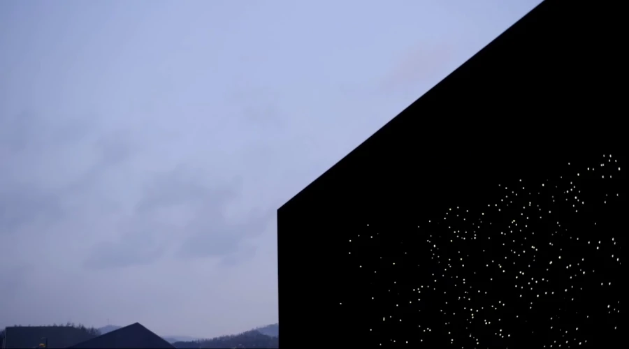 El edificio negro Vantablack de Pyeongchang, en Corea del Sur