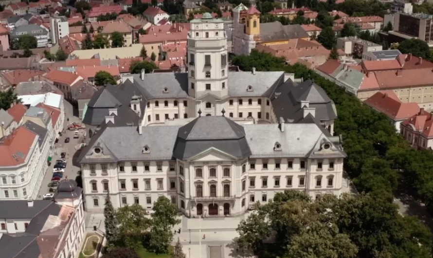 Liceo de Eger, en Hungría