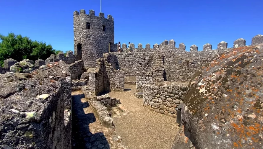 Castillos de los Moros, parada de inmejorables vistas en Sintra, Portugal